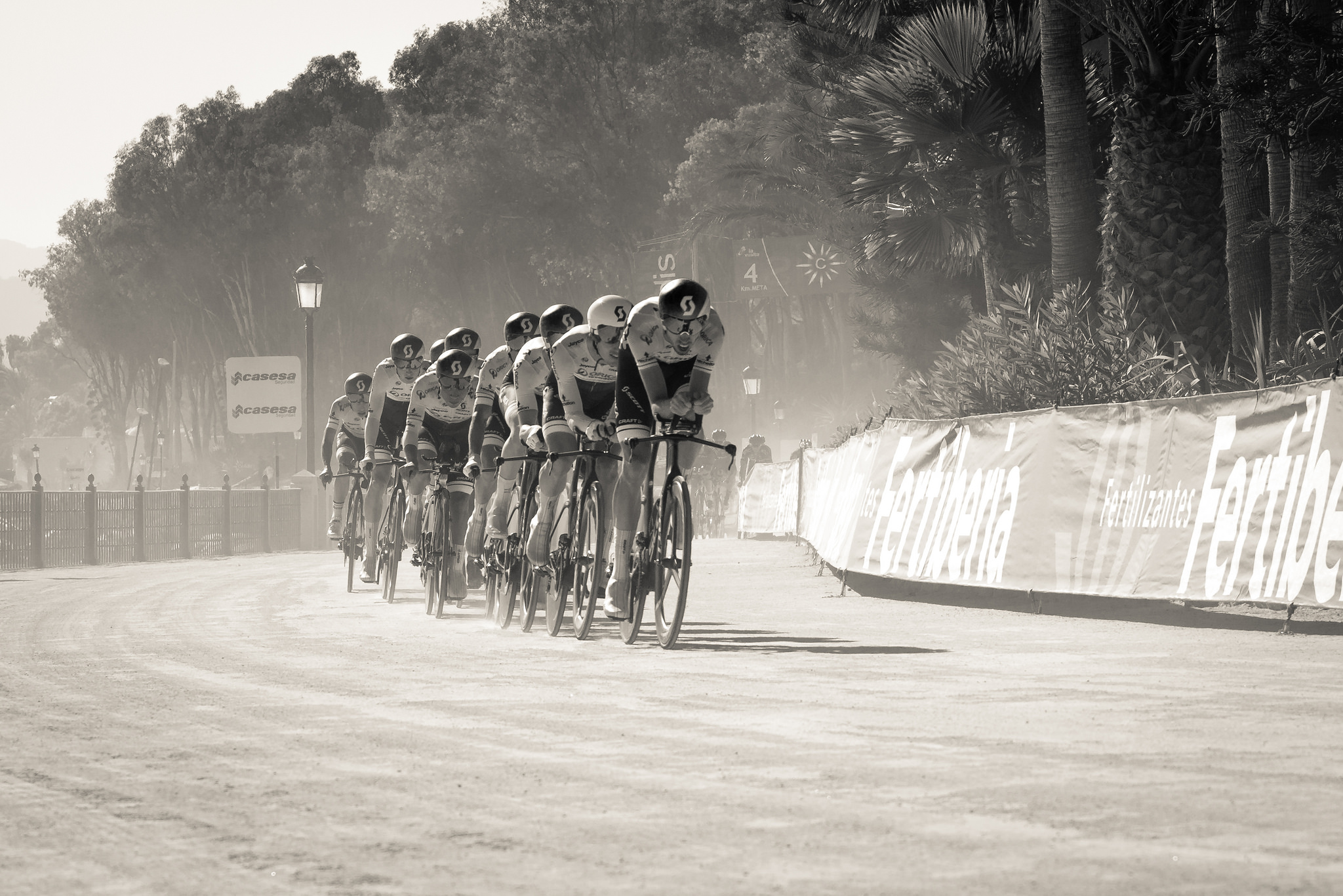 23218164373_a0606175e1_k